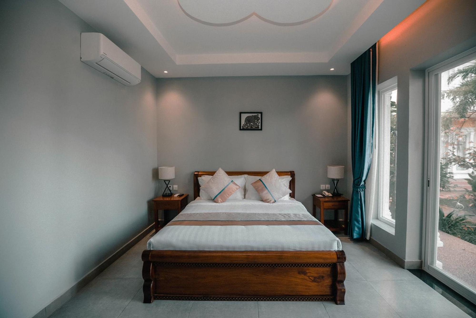 Sokchea Kampot Hotel Exterior photo
